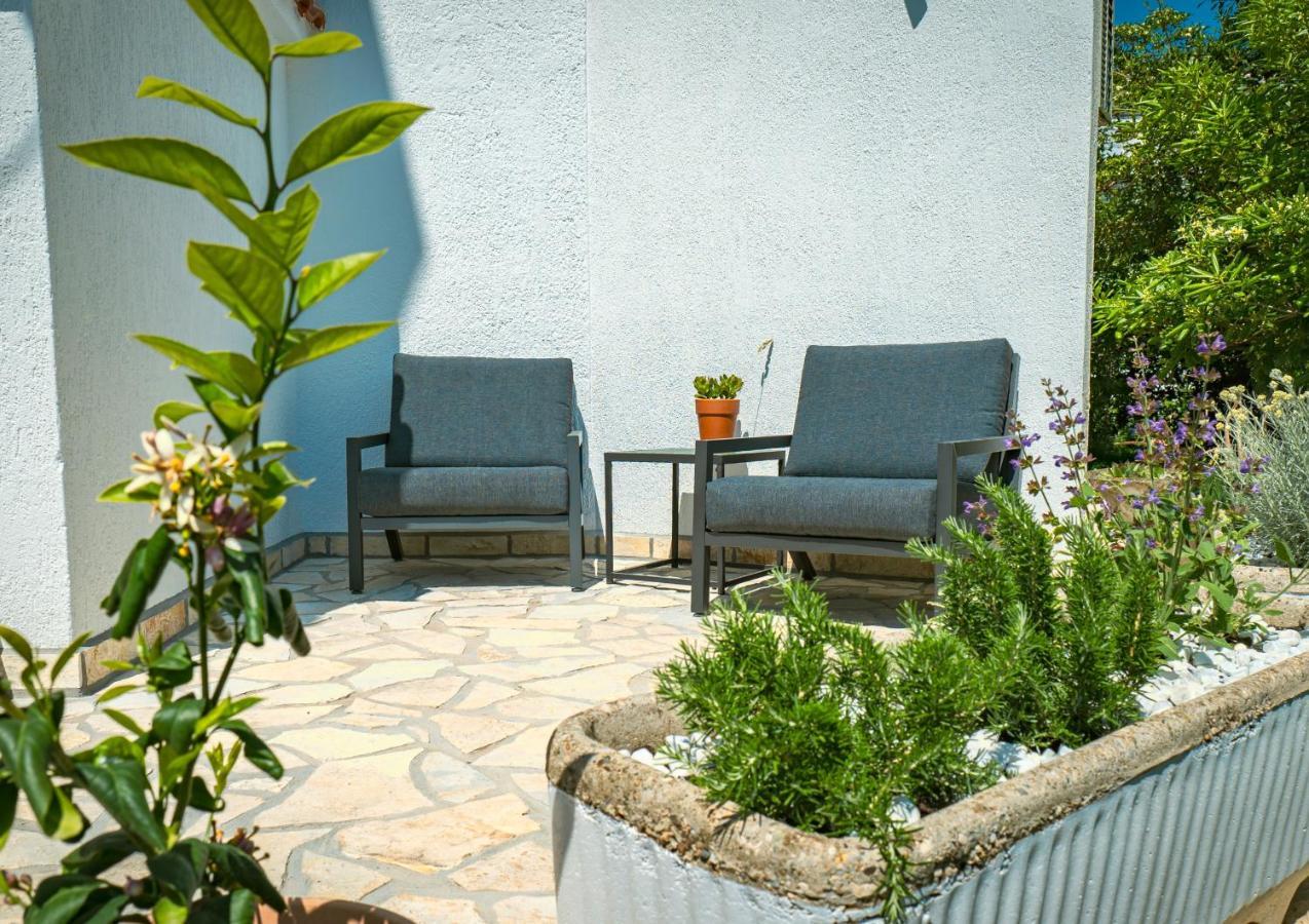 Zen Apartment Krk Krk Town Bagian luar foto